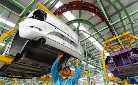 中國汽車工業協會：10月，汽車產銷量累計同比雙雙微幅齊跌，新能源汽車成唯一亮點???