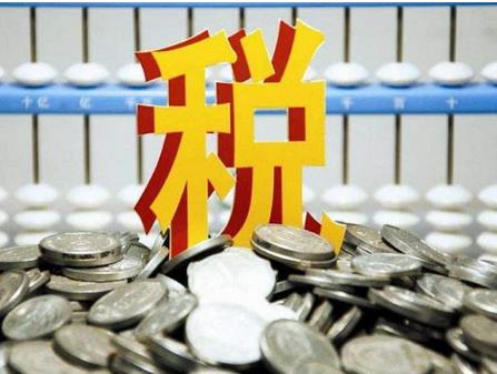 10月份，全國一般公共預算收入15727億元，同比下降3.1%?