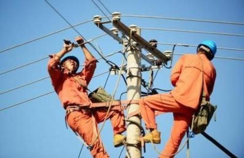 2018年預計全國全社會用電量約為6.9萬億千瓦時，同比增長8.5%，增速同比上升1.9個百分點