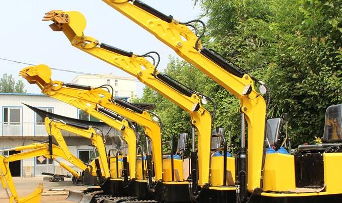 第一季度中國挖掘機行業銷量預測、出口量及市場份額分析：國內銷量增速明顯回升，出口增速回落